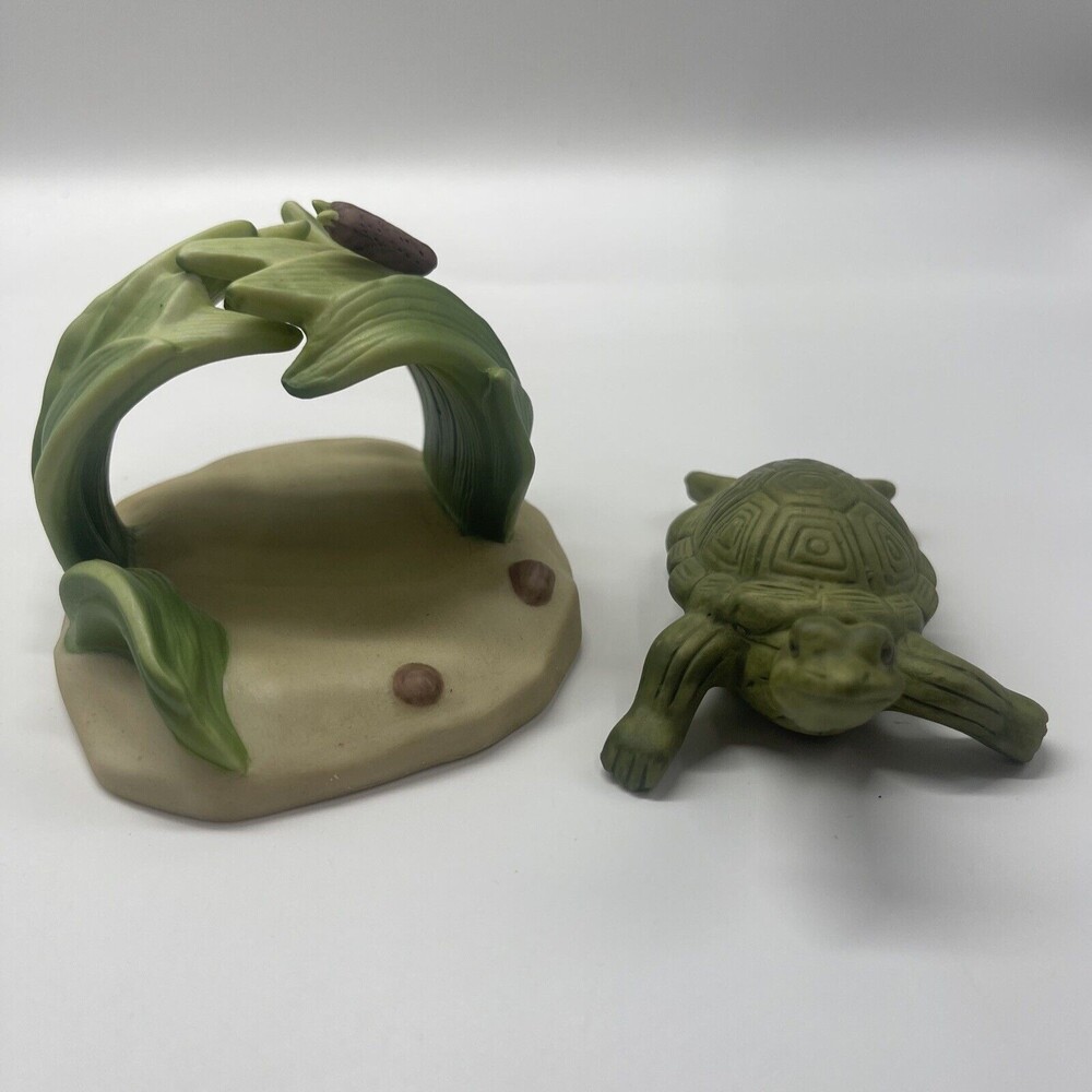 Franklin Mint Woodlands Surprises 1984 TURTLE Porcelain Figurine In Original Box - Picture 5 of 10